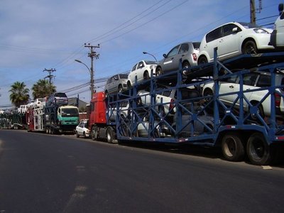 DNA y la SET le echan ojo a  la importación de vehículos