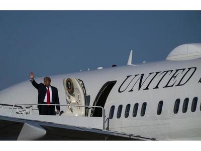 Rezagado, Trump intensifica  campaña por  nuevo mandato