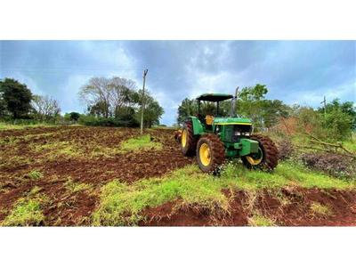 Acuerdos de ayuda para productores de mandioca y yerba mate en Itapúa