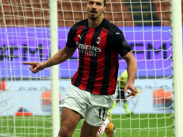 Zlatan decide el derby de Milan