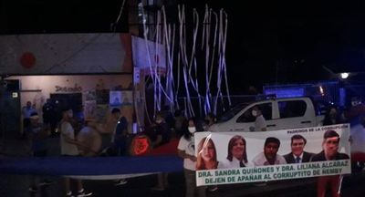 Siguen abucheos contra el clan Lanzoni - Nacionales - ABC Color