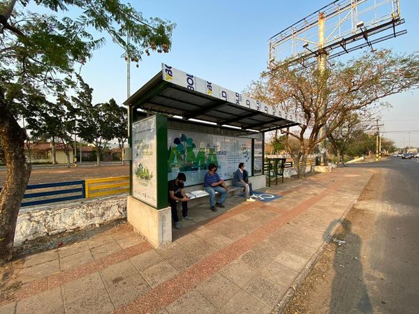 Instalan paradas de buses con criterios de sustentabilidad