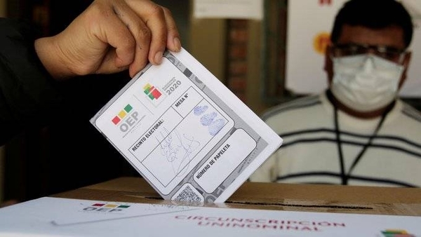 HOY / Los bolivianos comienzan a votar para elegir presidente y nuevo Parlamento