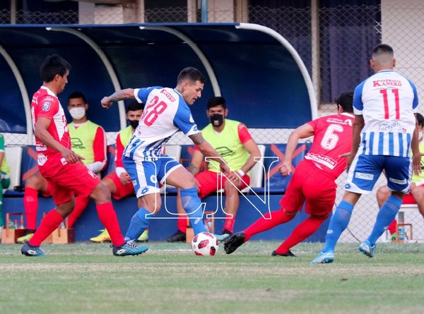 River Plate y 12 de Octubre abren la jornada de domingo