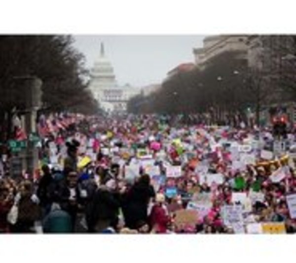 Marcha de mujeres busca  poner fin a la presidencia de Trump - Paraguay.com