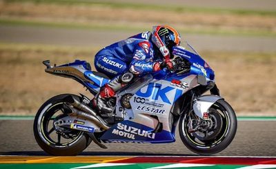 Álex Rins lidera el podio español en el Gran Premio de Aragón
