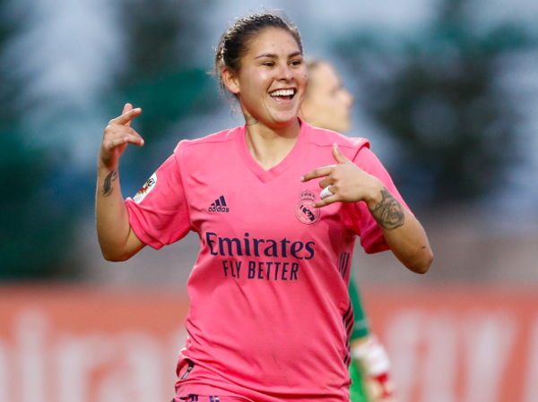 Jessica Martínez se estrena como goleadora en Real Madrid