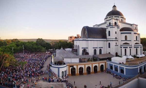 Caacupé 2020: Misa central y peregrinación serán por grupos y previo agendamiento