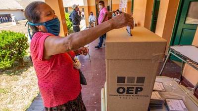 Elecciones en Bolivia: tras una jornada en calma comenzaron a cerrar los centros de votación - ADN Paraguayo