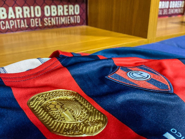 Cerro Porteño se estrena en el Clausura con el parche de campeón