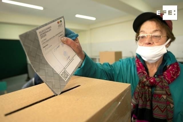HOY / Áñez pide paciencia y madurez para esperar resultados electorales en Bolivia