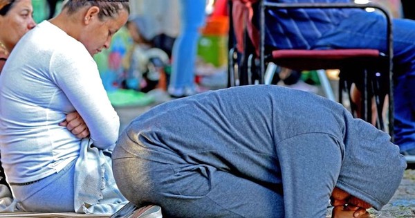 La Nación / Instaron a que se respete la dignidad humana