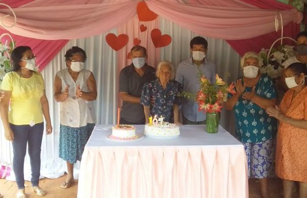 Abuela celebra 107 años en Itacurubí del Rosario - Nacionales - ABC Color