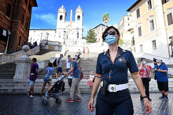 El Gobierno italiano pasa la responsabilidad a alcaldes para realizar cierres  - Mundo - ABC Color