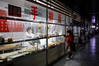 China halla una muestra viva de coronavirus en embalaje de bacalao congelado - Mundo - ABC Color