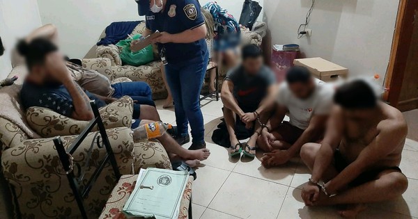 La Nación / Detienen a presuntos delincuentes acusados de 10 asaltos en Central