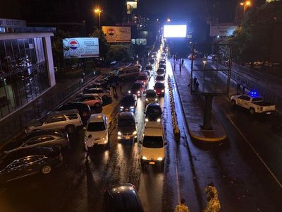 Frontera: ministro señala preocupación por incumplimiento de medidas sanitarias en las calles - Nacionales - ABC Color