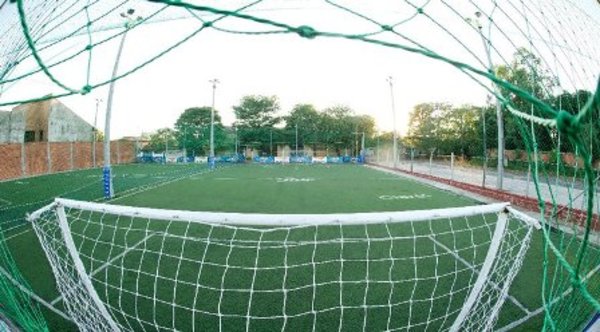 Canchas sintéticas estarán habilitadas desde noviembre