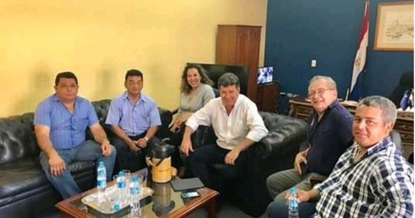 La Nación / Cuestionan a líderes liberales por uso de “pescadores” para obtener compensaciones