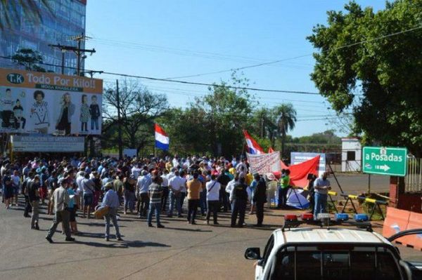 Comerciantes y autoridades de Encarnación urgen reabrir fronteras con Argentina