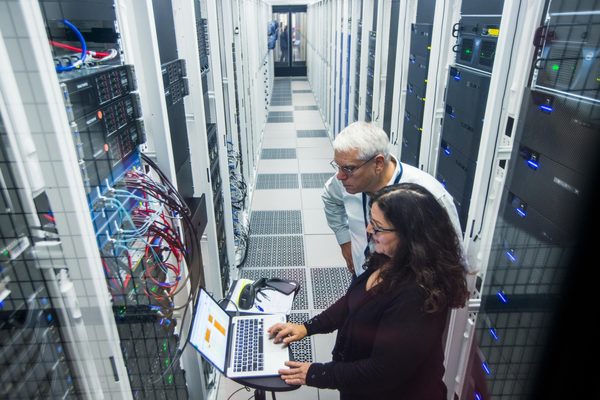 Roche pide a Latinoamérica mejorar salud digital para ser independiente - MarketData