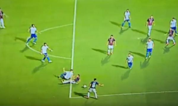 “El árbitro dijo que no fue penal antes de irse al VAR” – Prensa 5