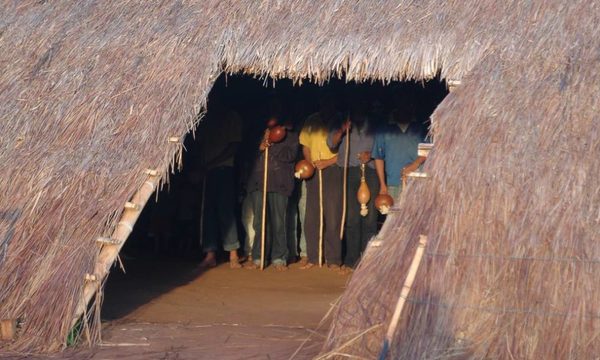 Hombre de 24 años se vuela la cabeza de un balazo por un desacuerdo con su esposa