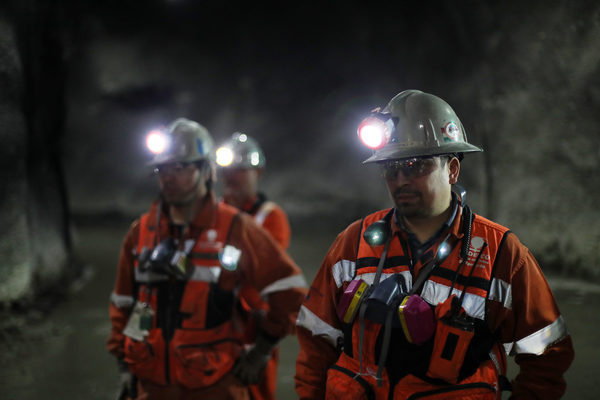 Trabajadores de la minera Codelco denuncian despidos "masivos" durante la pandemia - MarketData
