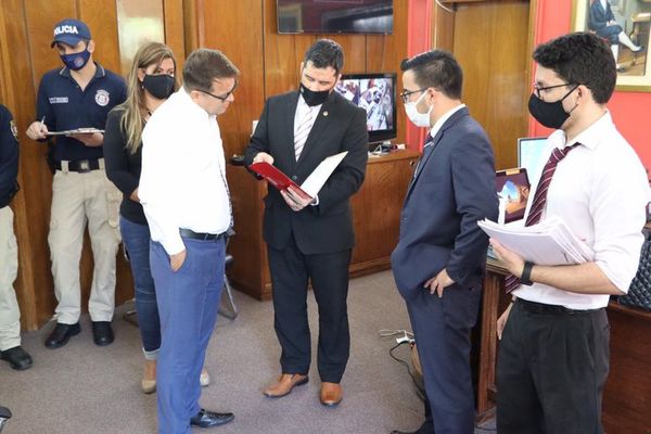 Caso Indert: Exgerente administrativo habla de “denuncias falsas” y asegura que está a disposición de la Fiscalía - Periodísticamente - ABC Color