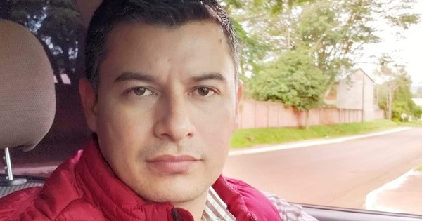 La Nación / Abdo Benítez destituye a Mario Vega del Indert ante denuncia por cobro de coimas