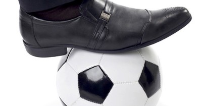 La Nación / Pisar la pelota