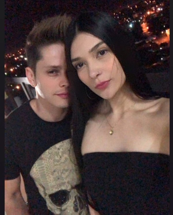 Crónica / La novia cuenta qué es lo que tiene Abelito