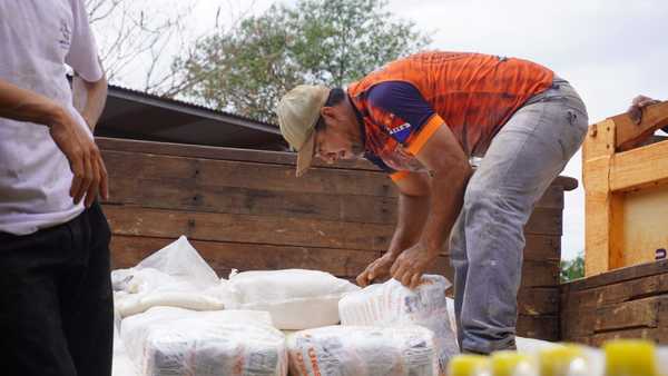 Llegan más alimentos Minga Porã y Mbaracayú - Noticde.com