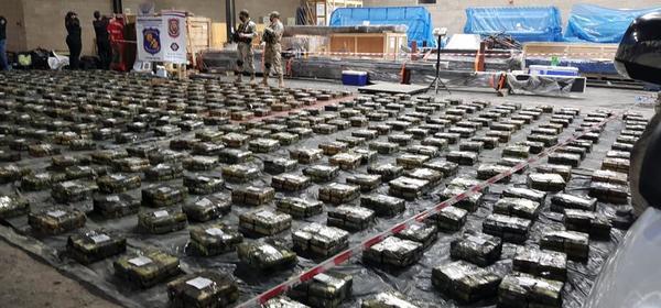 Megaoperativo: incautan 2.327 kilos de cocaína en puerto privado de Villeta, fue detenido el exdirector de la TV Pública