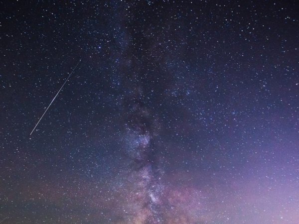 Anuncian lluvia de meteoros para esta noche