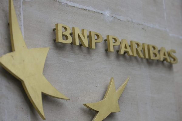 BNP Paribas amplia sus servicios a la formación con un acuerdo con Coursera - MarketData