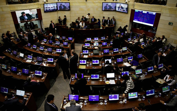 El Senado colombiano aprueba el presupuesto de 2021 por 81.637 millones de dólares - MarketData