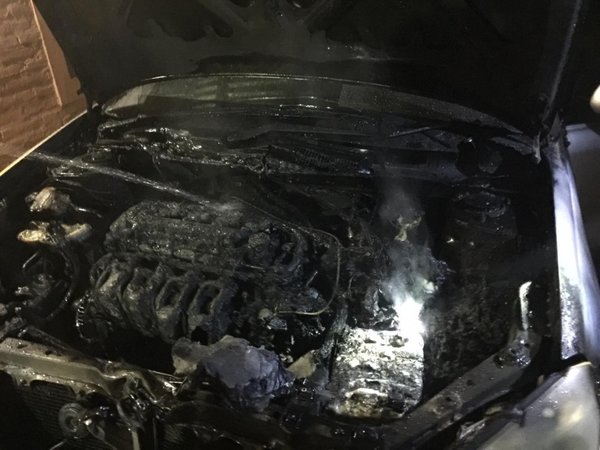 Atentan contra abogado usando bomba casera en Nueva Germania