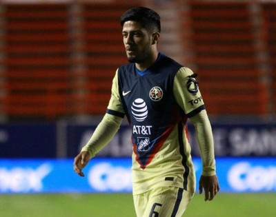Un incómodo momento para Sergio Díaz en América