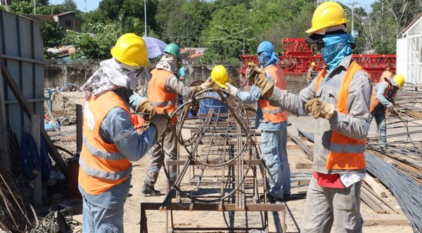 PARARÁN OBRAS EMBLEMÁTICAS POR FALTA DE PAGO: “50.000 OBREROS IRÁN A LA CALLE DESDE NOVIEMBRE”