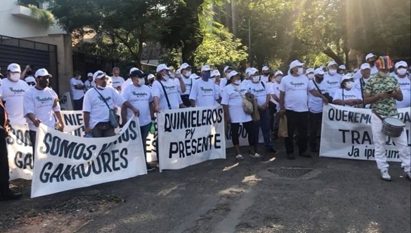 Quinieleros denuncian que TDP les obliga a manifestarse