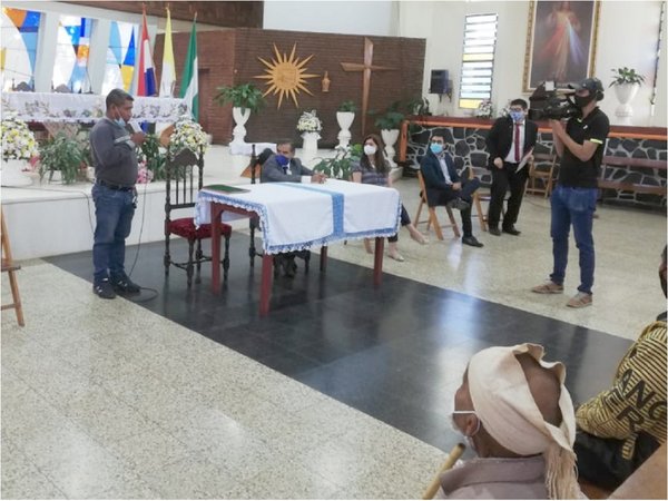 Ministro de la Corte se reúne con caciques en busca de solución a conflictos jurídicos dilatados
