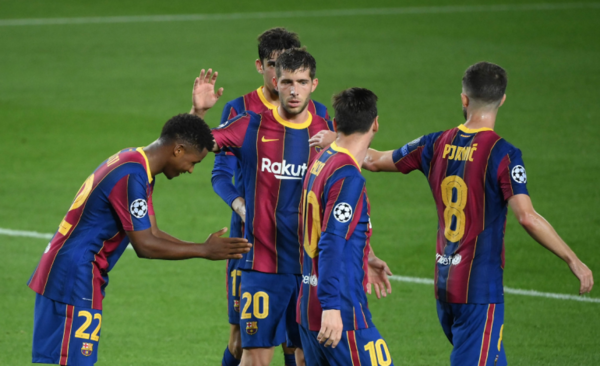 HOY / Barcelona golea en su estreno en la Champions
