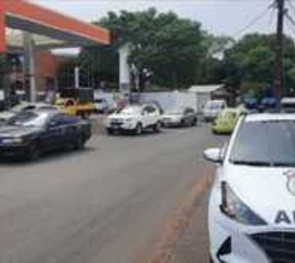 Comerciantes víctimas de millonario asalto - Paraguay.com