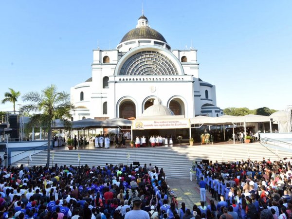 Covid-19: Hasta 1.000 personas podrán asistir a las misas en Caacupé