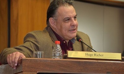 Richer desmiente pacto de la izquierda con el gobierno por campesinos
