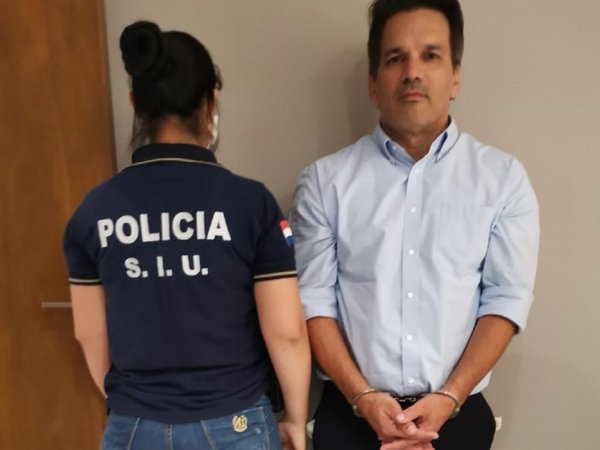 Cristian Turrini dice que toneladas de cocaína fueron plantadas