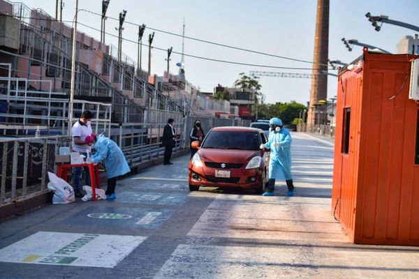 Alrededor de 400 hisopados se llevan realizados en el Centro Cívico - Nacionales - ABC Color