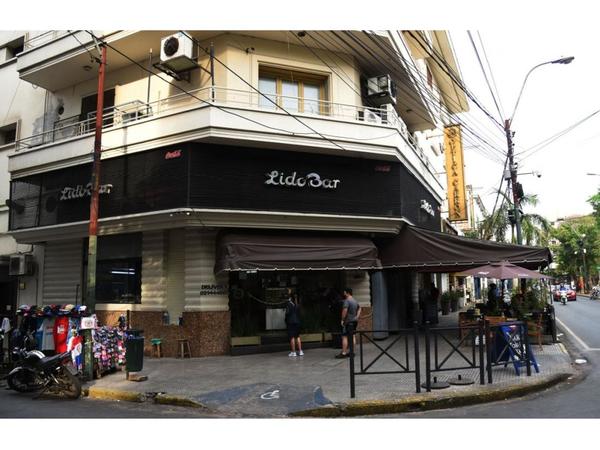 Lido tiene ofertas de alquileres, pero quiere seguir en su local
