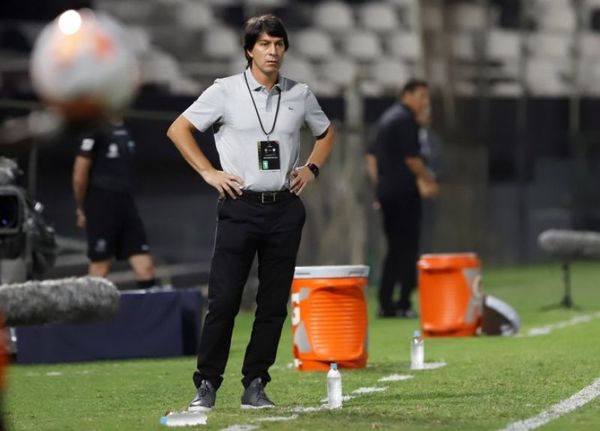Olimpia, fuera de todo